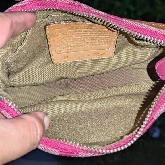 Coach Y2K Signature C Hot Pink Demi Canvas Leather Shoulder Bag. 6094 - Picture 7 of 8